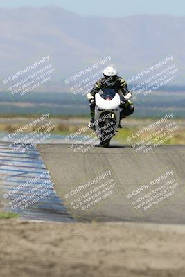 media/Jun-14-2025-Lets Ride (Sat) [[c36d48699a]]/B Group/1120am (Grapevine)/